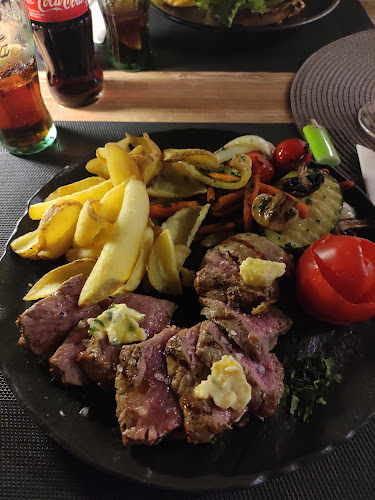 Steak tanjur u Bourbon Grill Njivice